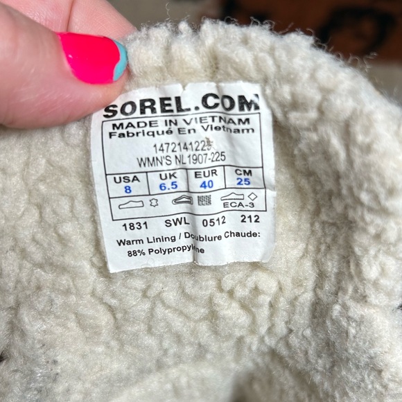 SOREL, Tivoli, tall waterproof boot!! - Picture 9 of 16